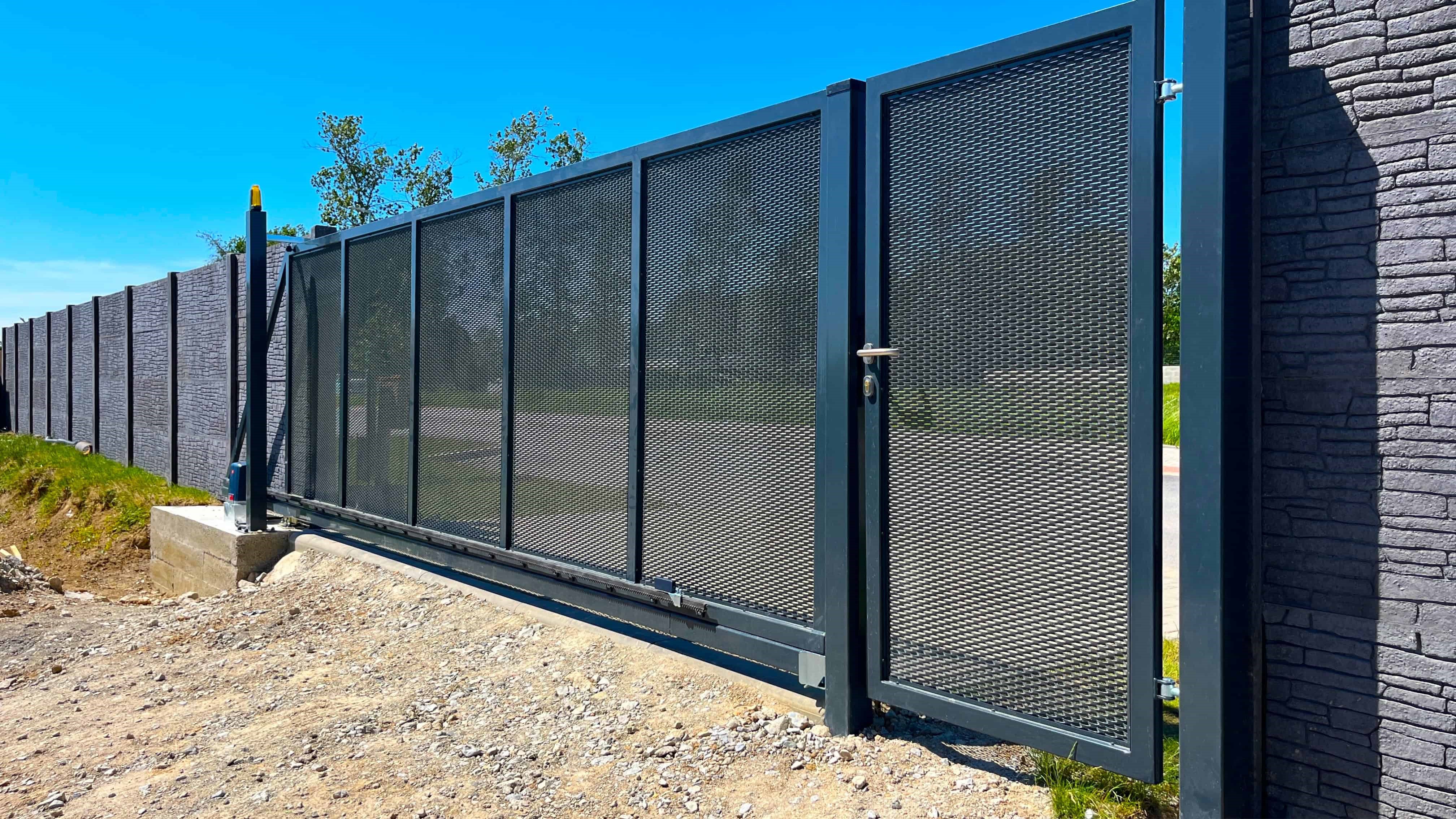 Posuvné brány Posvuná brána